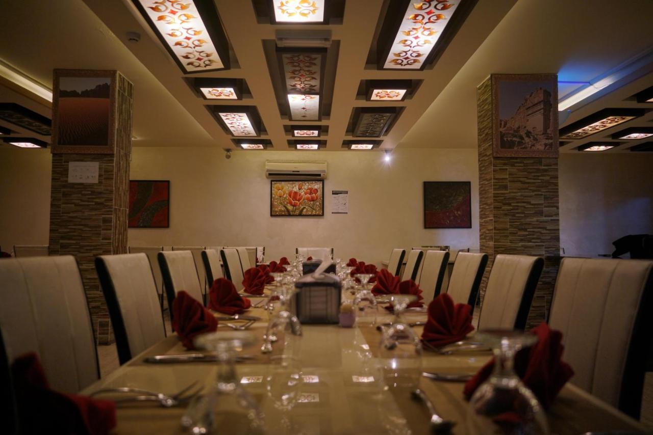 7 Wonders Hotel Wadi Musa Exterior foto